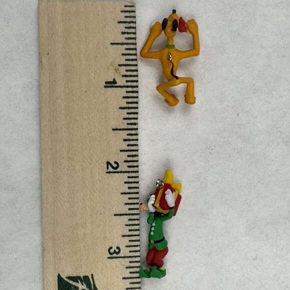 Hallmark 2021 Disney Merry Lil Pluto and Lil Goofy Mini 1" Christmas Ornaments - Picture 8 of 11
